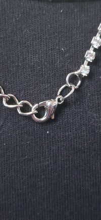 Strass Halskette mit Anhänger – funkelnd & elegant